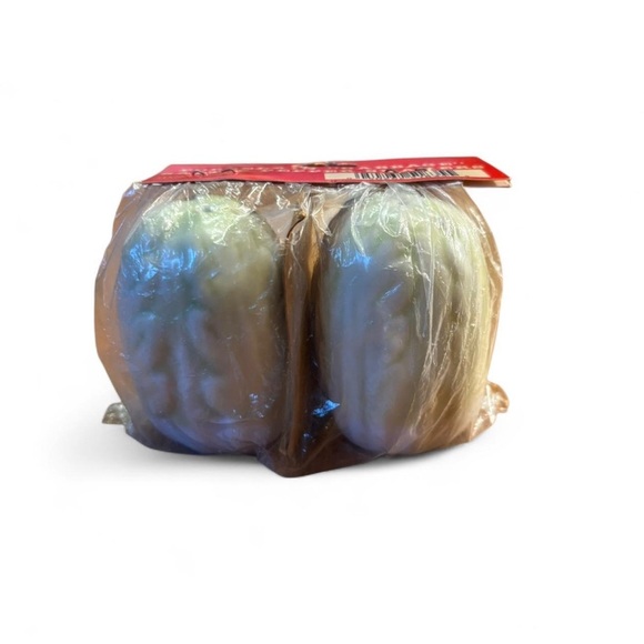 VTG Porcelain Cabbage Salt & Pepper Shakers New in Package Kitsch Kitchen Decor - Picture 2 of 4